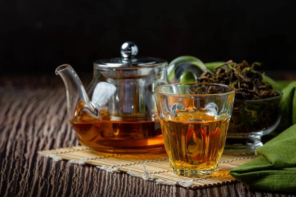 Tetera de té verde oolong 1024x683 1