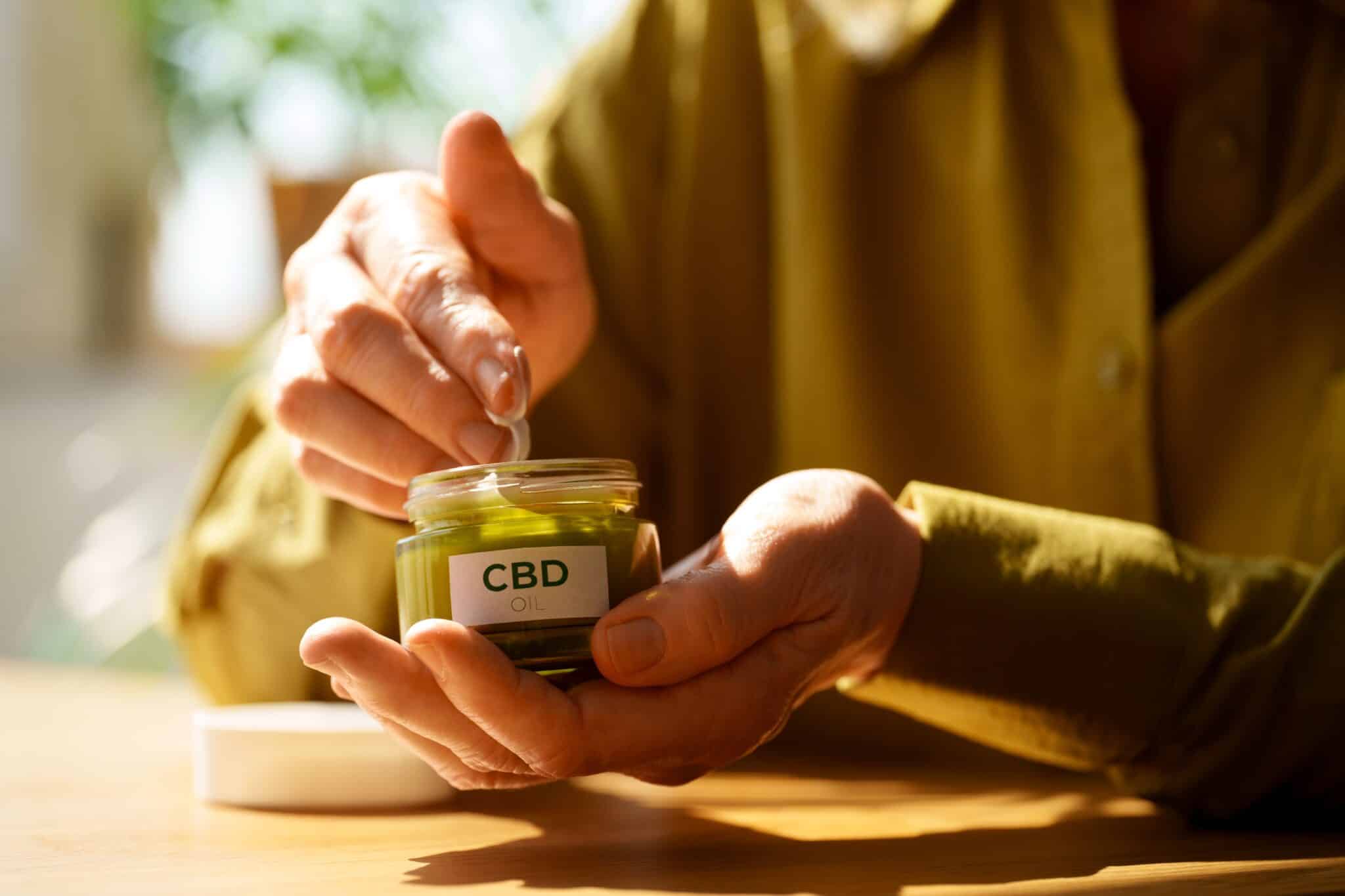 Aceite de CBD probado en laboratorio en Francia